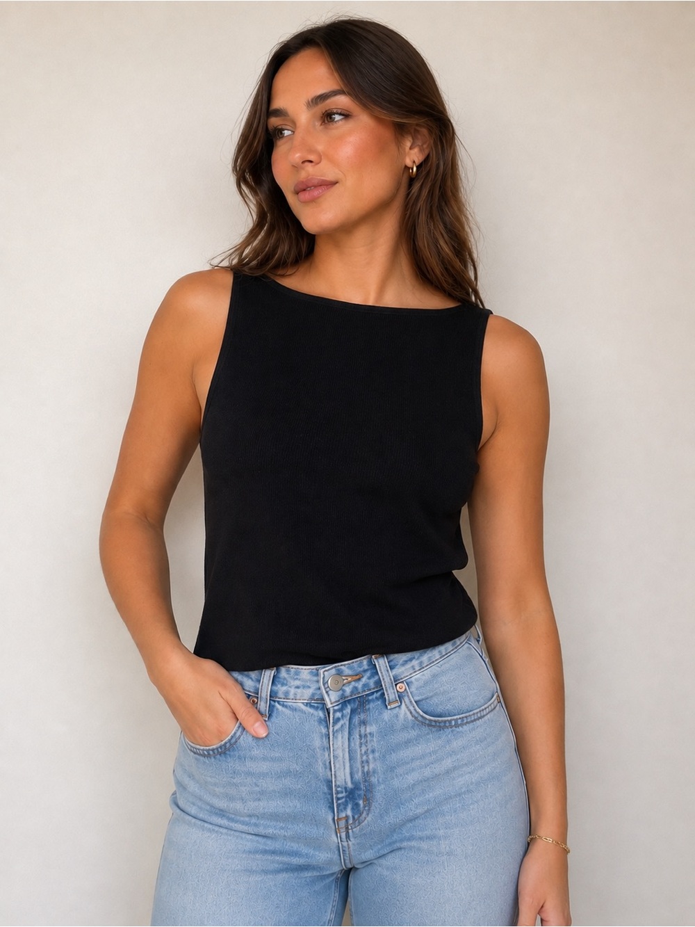 Abercrombie Ribbed Sleeveless Top – Black, Size Medium